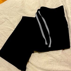 Figs Cargo scrub pant gently used